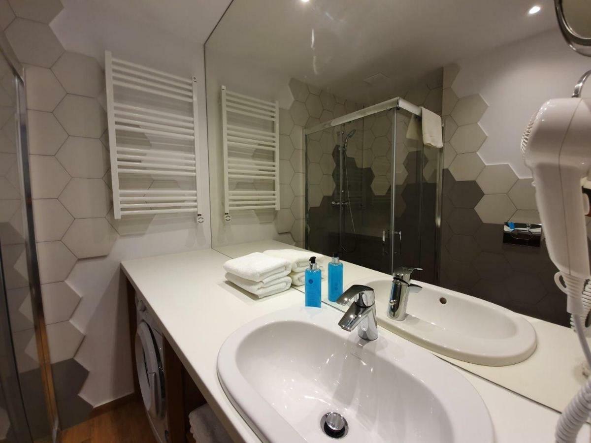 Prywatne Apartamenty W Hotelu - 365Pam Sarbinowo Exterior foto